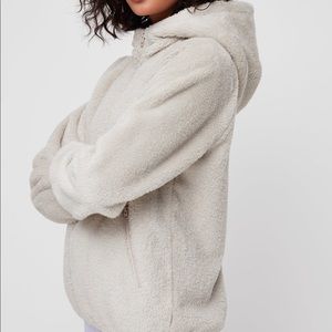 tna the teddy zip up